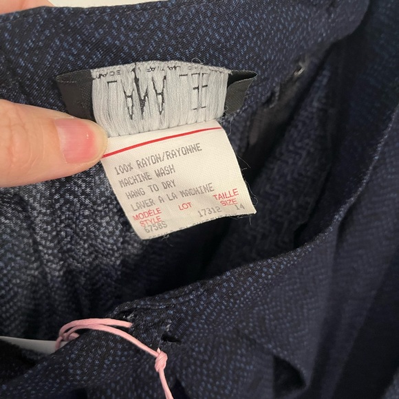 Whimsical Rayon Navy Blue Skirt with Hunting Dog Print 32” Waist - Picture 8 of 8